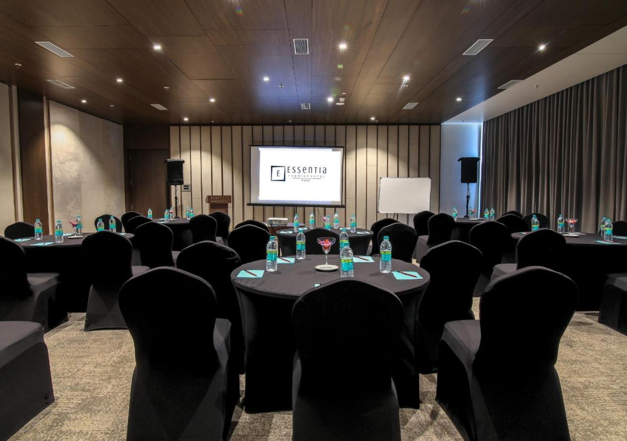 Essentia Premier Hotel Pune Wakad Pimpri-Chinchwad Exteriör bild
